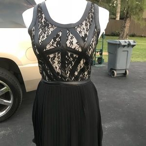 LF lace dress size 4